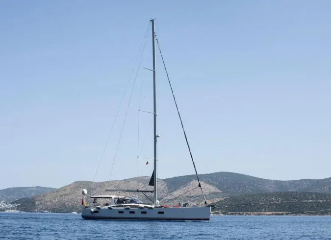 JEANNEAU 64 | 2020